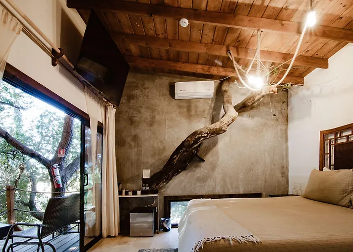 Boskenvid Hotel - Romantic Treehouses & Skypool